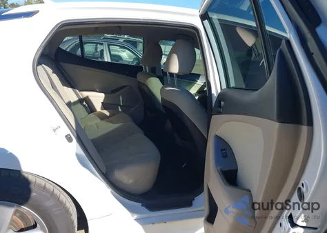 2015 Kia Optima Lx из США, поврежденный, VIN 5XXGM4A76FG373329